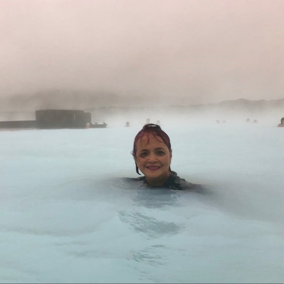 Bookmark My Closet ⭐️Meet your Posher, Shirley - Picture 3 of 5